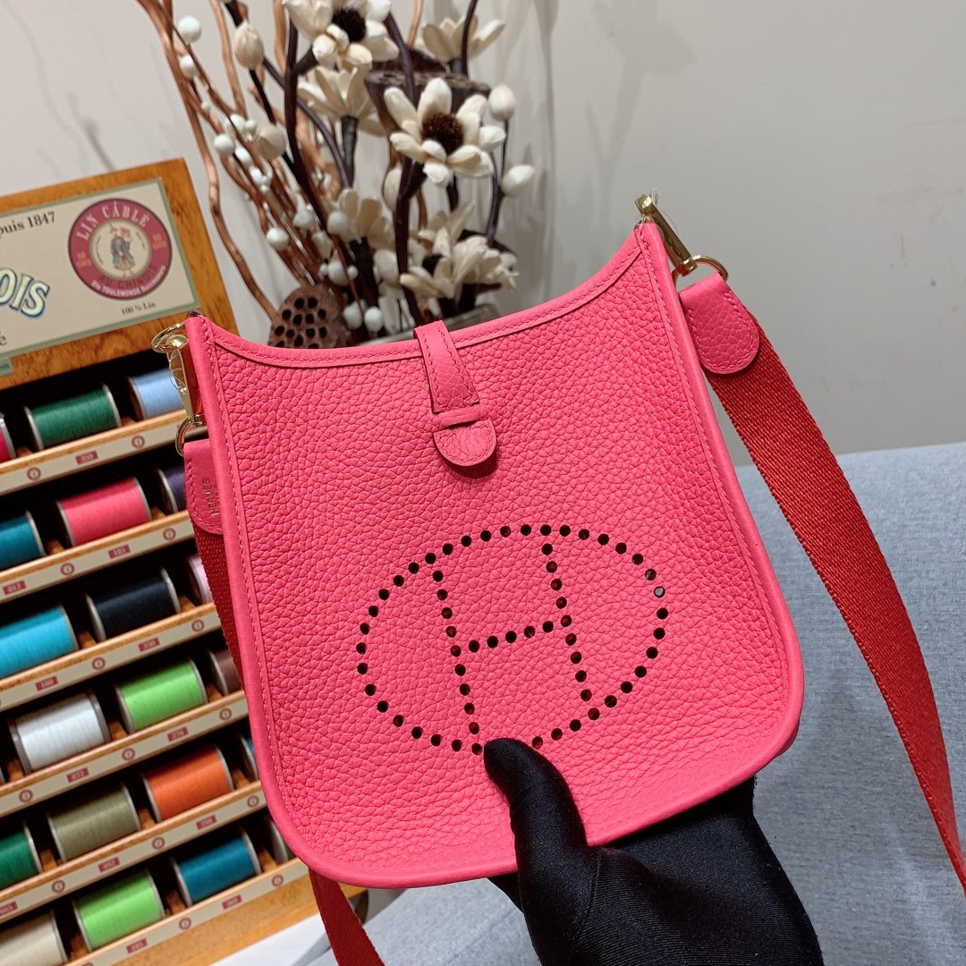 에르메스 미니 에블린16 립스틱 핑크 금장 끌레망스 가죽